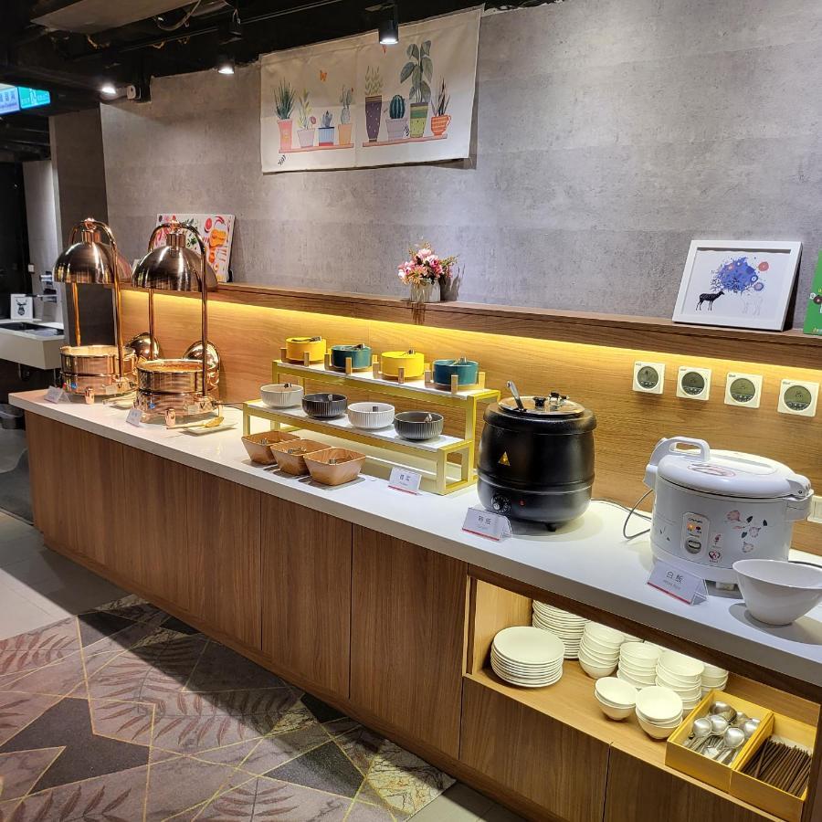 Audi Garden Business Hotel Taoyuan Exterior photo